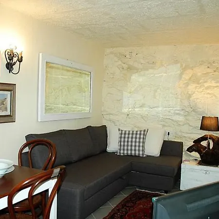 Sleeps 8 Pool Air Con Wifi Villa *